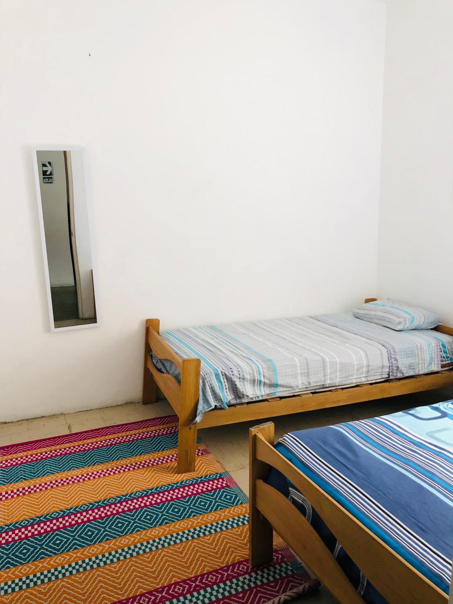 Pointbreak Surf Camp Hostel Huanchaco Room photo